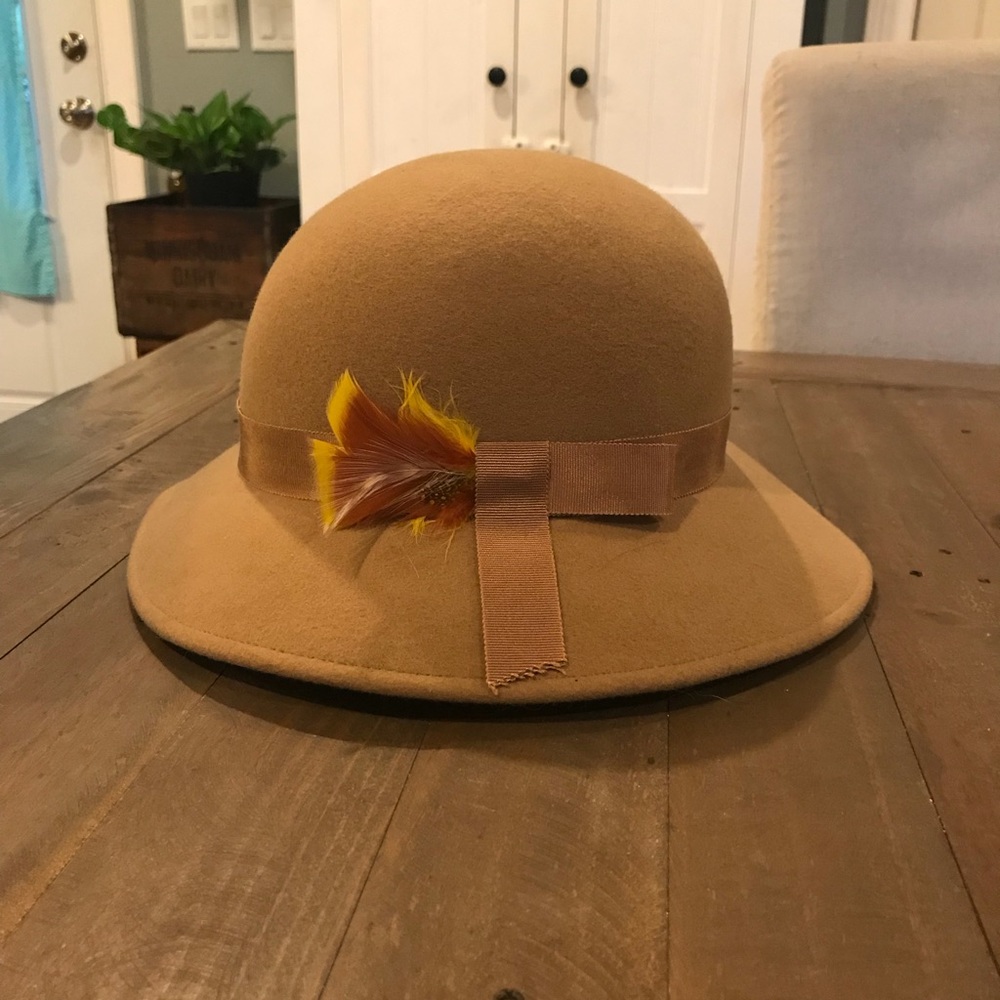 Tally Ho Vintage Wool Hat, Cream Derby Hat